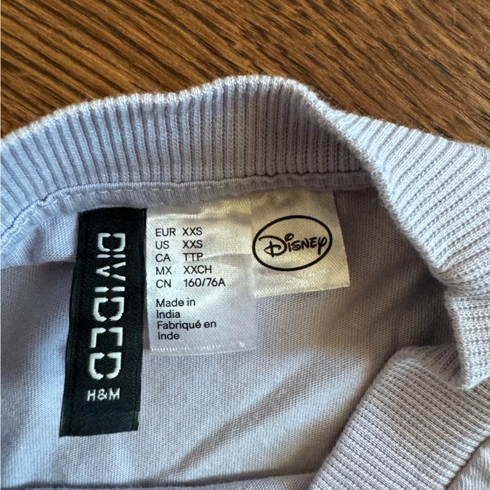 Disney divided Cheshire cat shirt - Picture 2 of 3